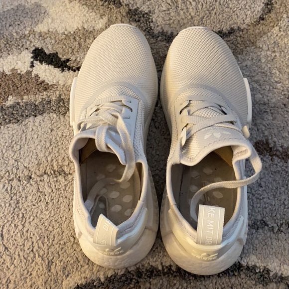 *LIKE NEW* womans NMDs - Picture 5 of 5